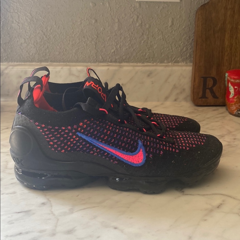 Nike Black and Pink Athletic Shoes